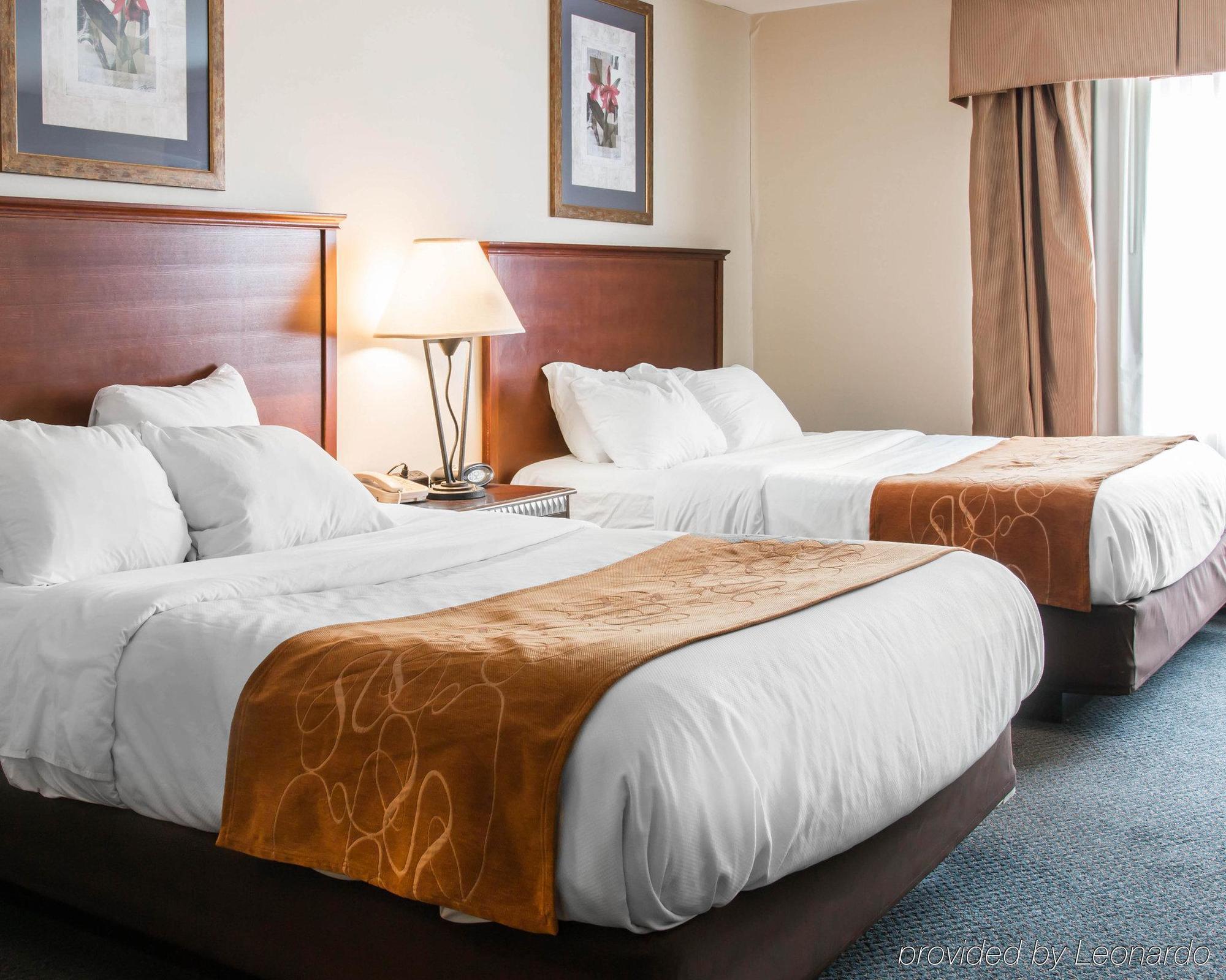 Comfort Suites Wixom Exterior photo